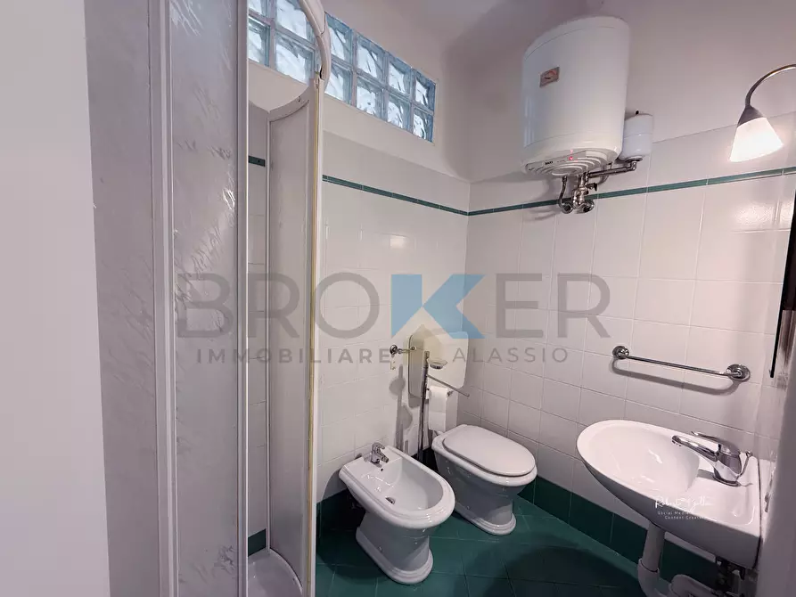 Immagine 10 di Monolocale in vendita  in Corso Europa a Alassio