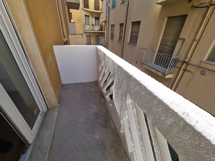 Immagine 14 di Trilocale in vendita  in Viale Hanbury a Alassio