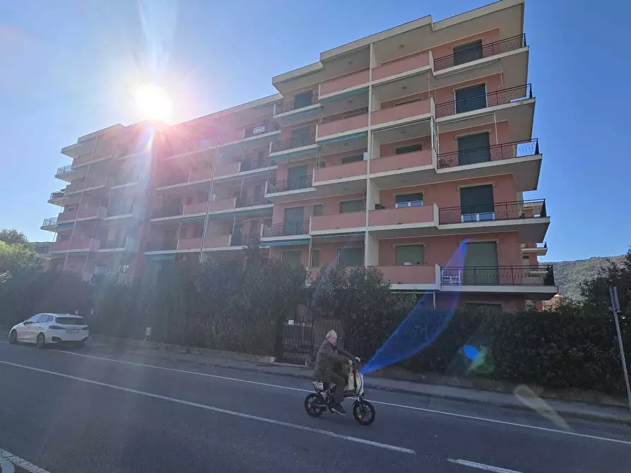 Immagine 35 di Trilocale in affitto  in Via Cristoforo Colombo 5 a Andora