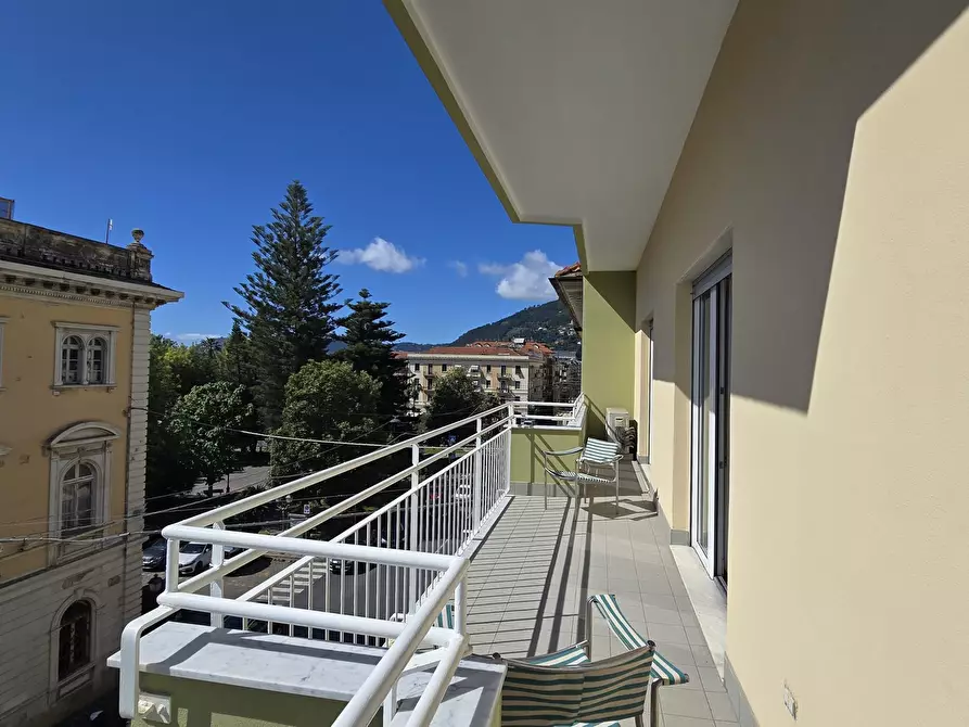 Immagine 20 di Quadrilocale in affitto  in Via Giuseppe Mazzini 79 a Alassio