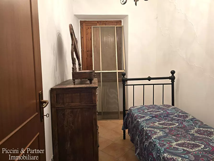 Immagine 31 di Rustico / casale in vendita  in Via Paganico 2 a Castiglione Del Lago