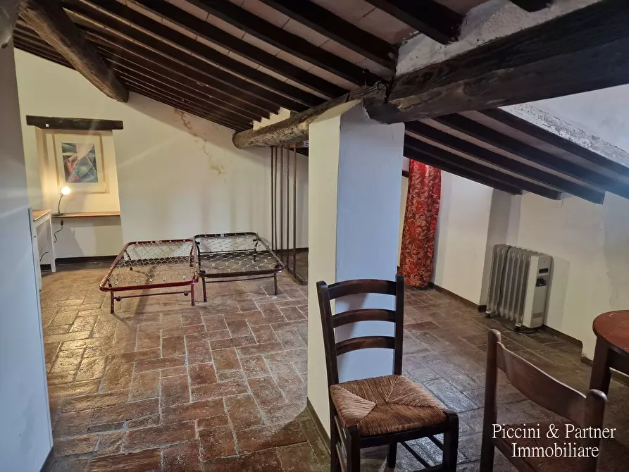 Immagine 7 di Loft/Open space in vendita  in Via Cenaioli a Magione