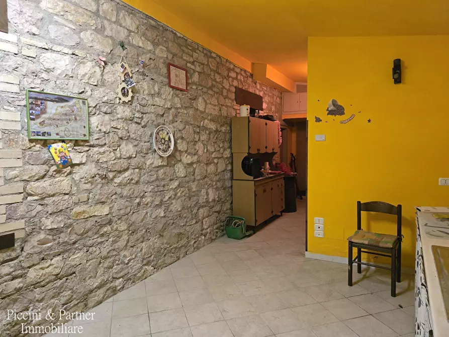 Immagine 22 di Rustico / casale in vendita  in Frazione Paradiso a Assisi