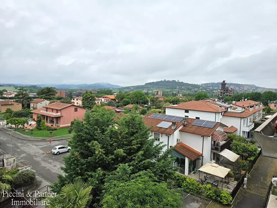Immagine 34 di Quadrilocale in vendita  in Via dello Zucchero 24 a Perugia