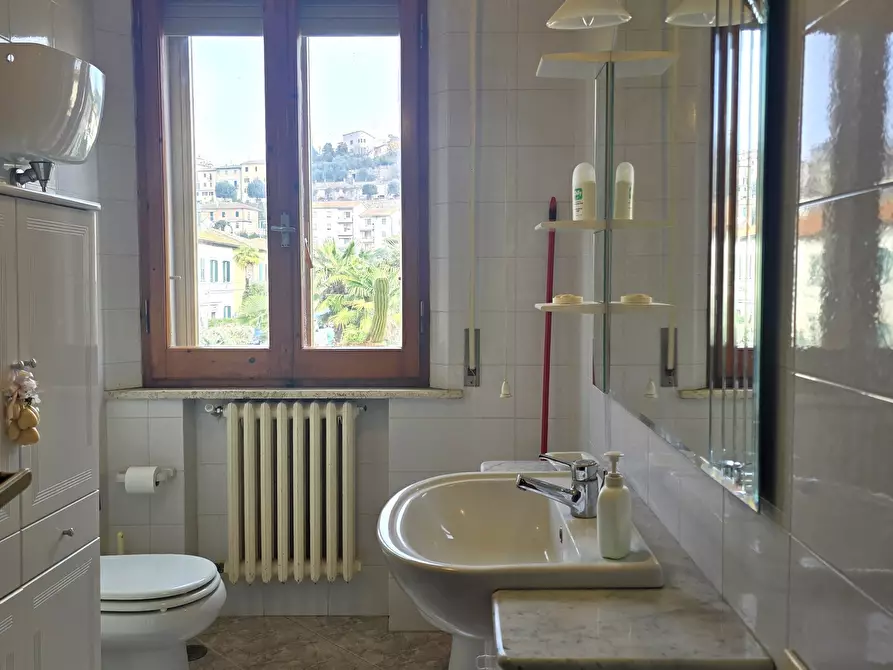 Immagine 41 di Pentalocale in vendita  in Via Fratelli Rosselli a Chiusi