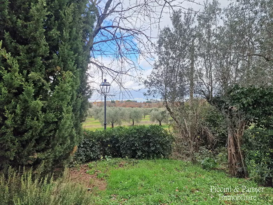 Immagine 22 di Loft/Open space in vendita  in Via Cenaioli a Magione