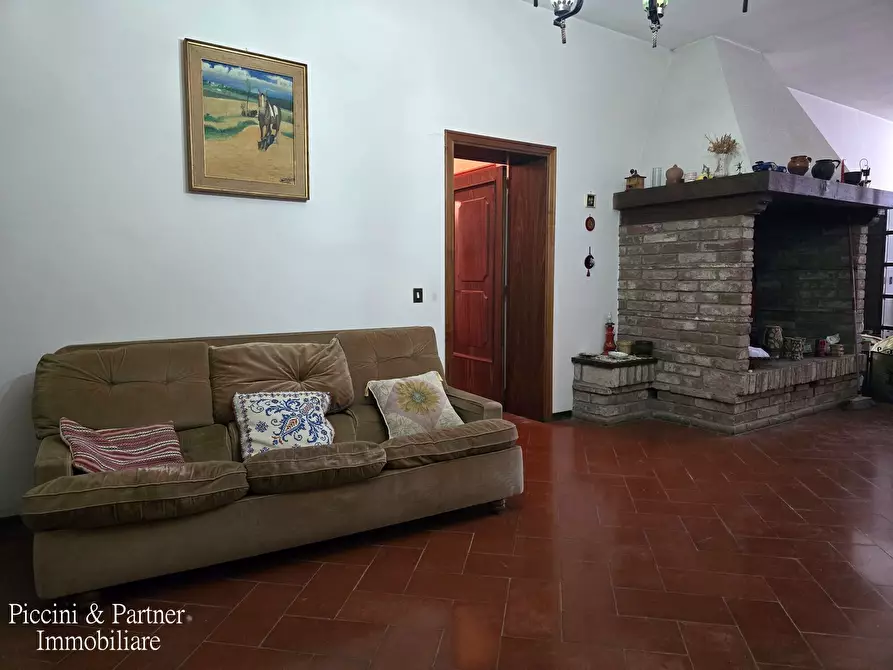 Immagine 59 di Rustico / casale in vendita  in Via Paganico 2 a Castiglione Del Lago