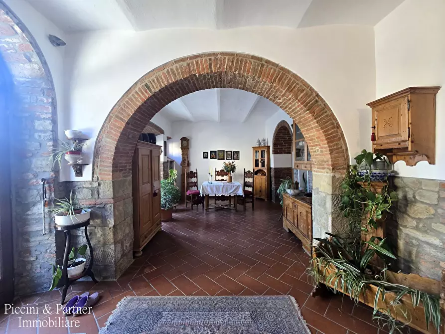 Immagine 10 di Rustico / casale in vendita  in Località Riccio 70A a Cortona