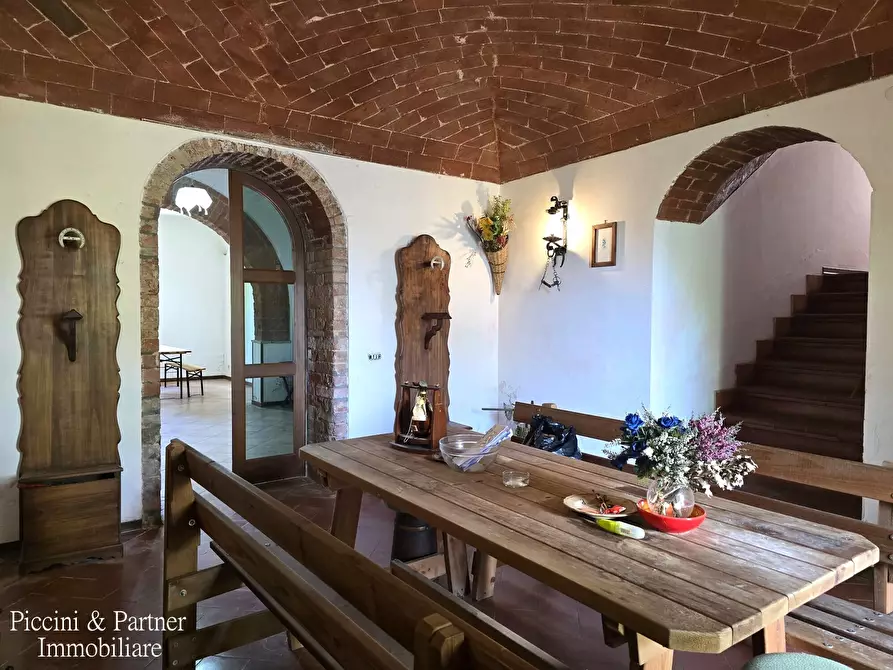 Immagine 8 di Rustico / casale in vendita  in Via Paganico 2 a Castiglione Del Lago