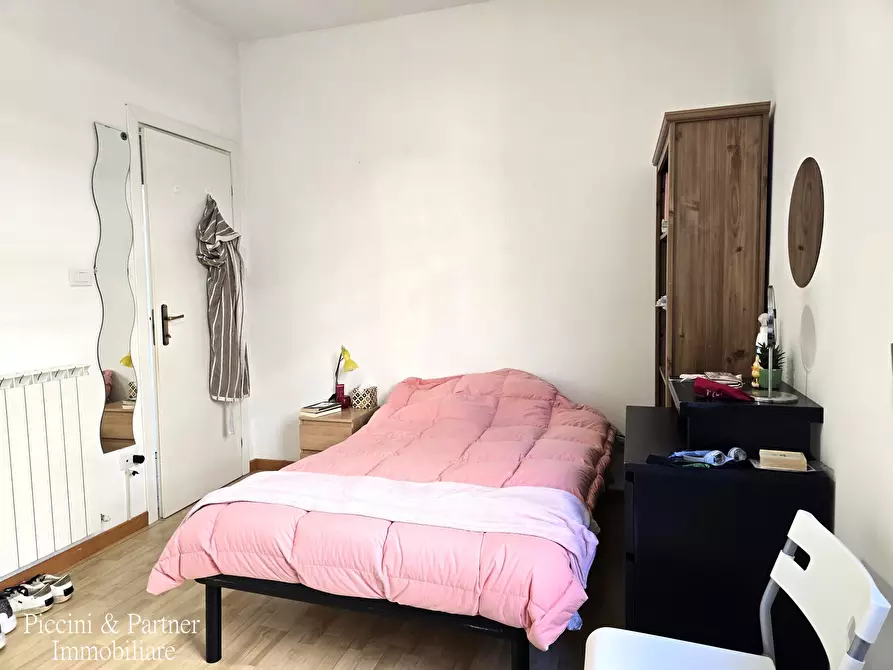 Immagine 31 di Pentalocale in vendita  in Via Beatrice 38 a Perugia