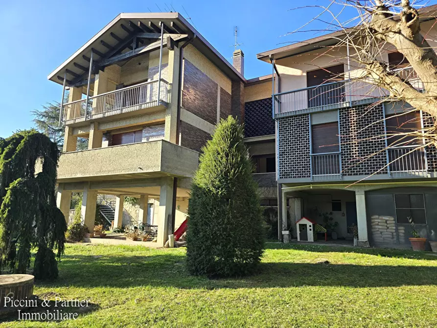 Immagine 14 di Villa in vendita  in Via Giovanni Boccaccio a Città Di Castello