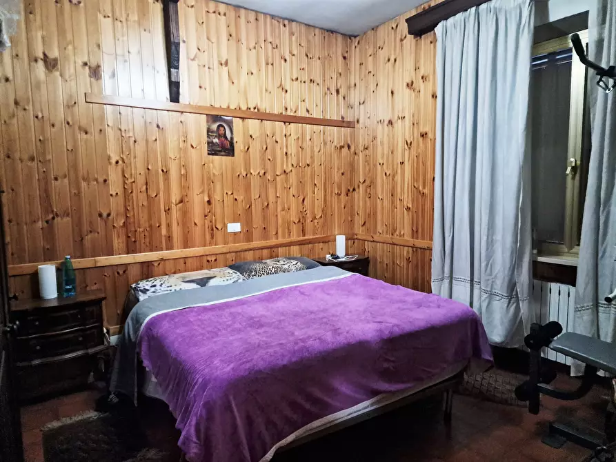 Immagine 18 di Pentalocale in vendita  in Località Gosparini a Tuoro Sul Trasimeno