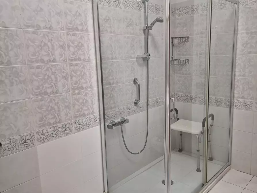 Immagine 35 di Quadrilocale in vendita  in Str. Tiberina Nord 159 a Perugia