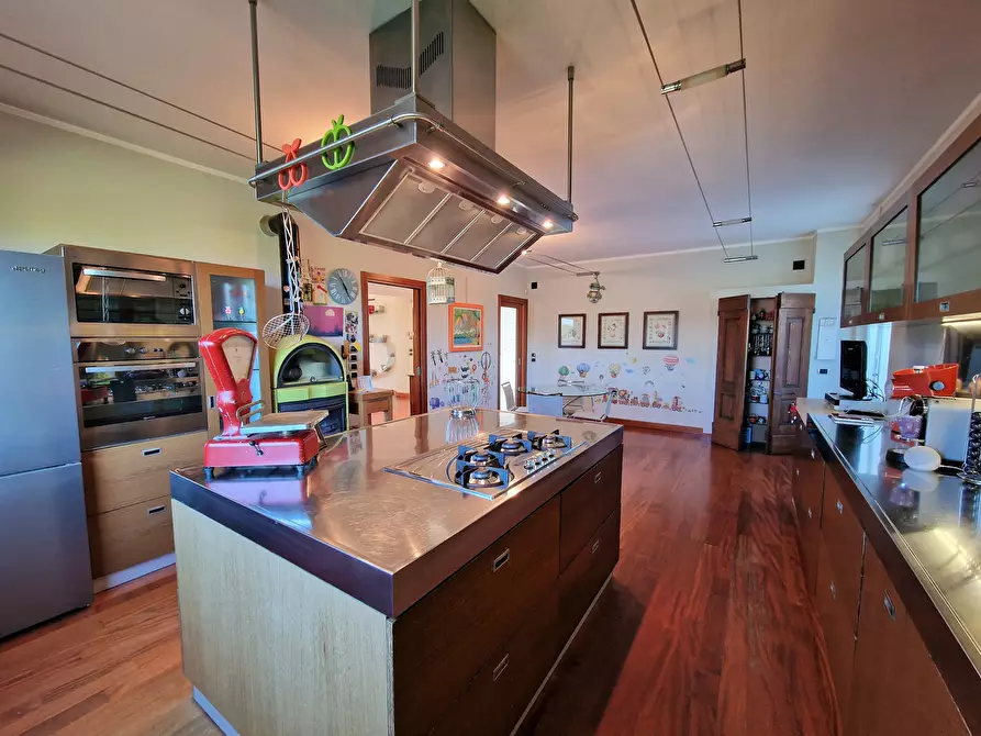 Immagine 24 di Villa in vendita  in Località Ferretto 48 a Castiglione Del Lago