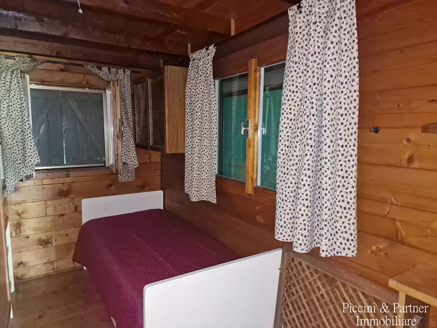 Immagine 52 di Baita in vendita  in Via dei Cespugli 10 a Passignano Sul Trasimeno