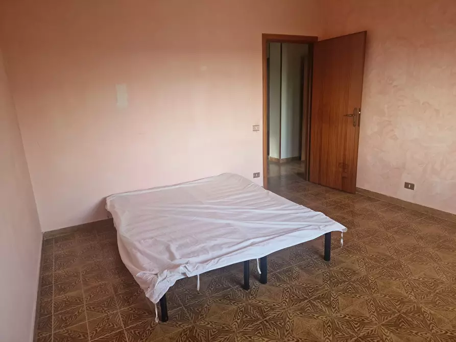 Immagine 25 di Pentalocale in vendita  in Via Console Flaminio a Tuoro Sul Trasimeno