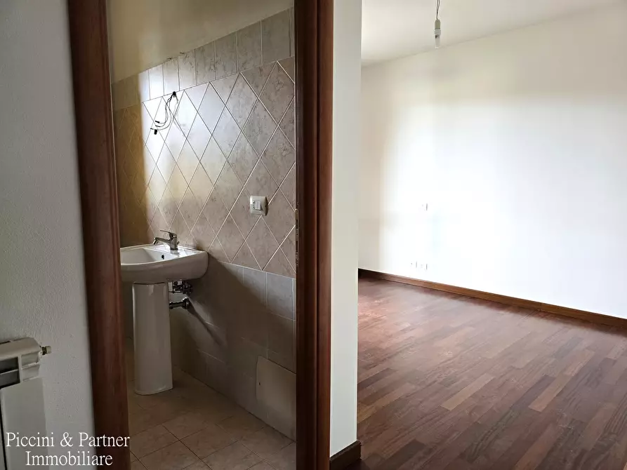 Immagine 18 di Quadrilocale in vendita  in Via Elio Vittorini 11 a Corciano