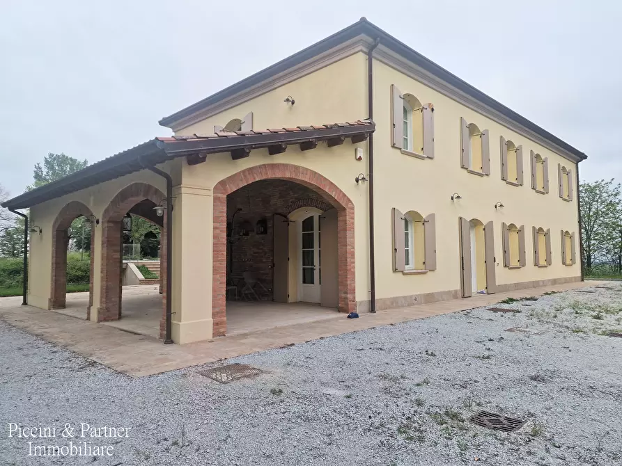 Immagine 1 di Villa in vendita  in Via Celincordia 2289 a Cesena