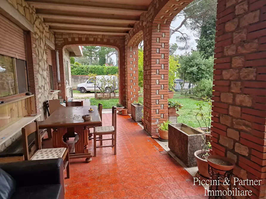 Immagine 3 di Pentalocale in vendita  in Località Gosparini a Tuoro Sul Trasimeno