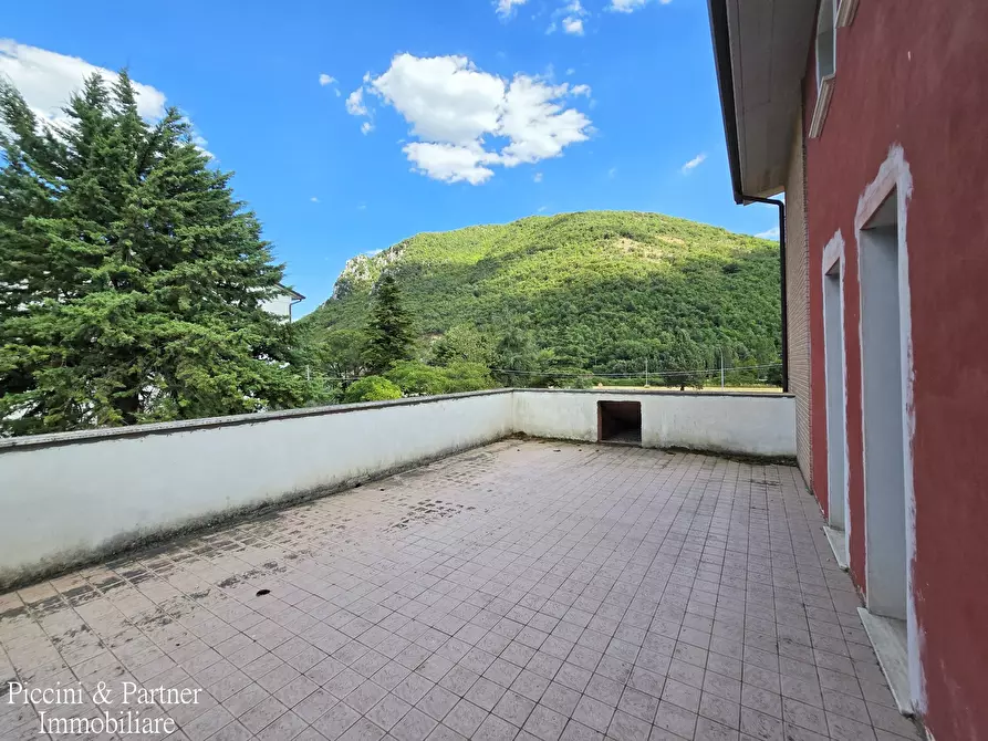 Immagine 36 di Villa in vendita  in Strada San Giovanni del Pantano 42 a Perugia