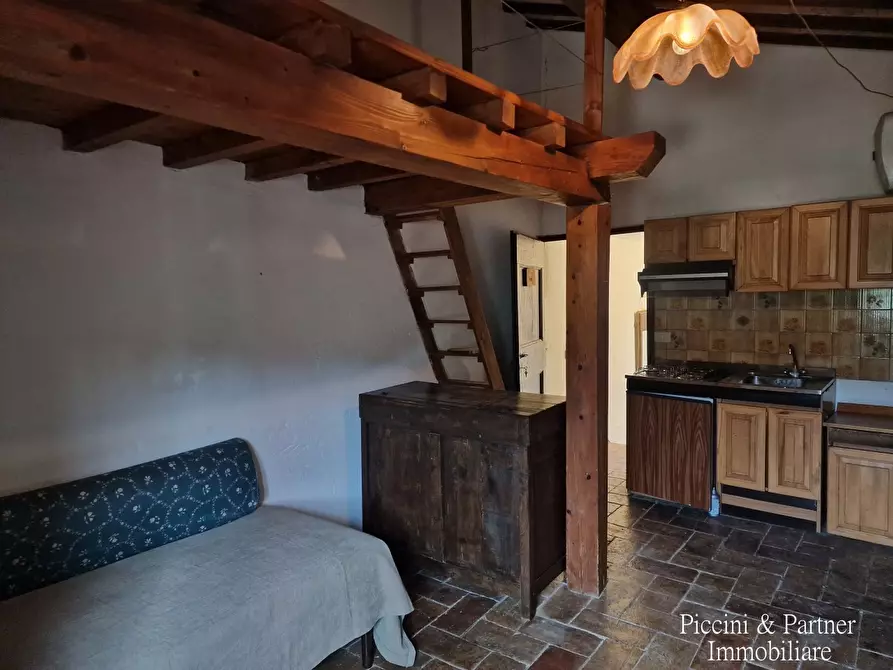 Immagine 44 di Bilocale in vendita  in Via Italia a Magione