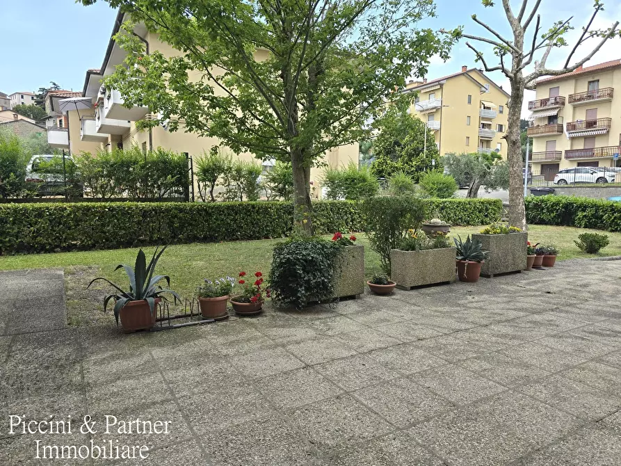 Immagine 47 di Pentalocale in vendita  in Via Maria Montessori a Tuoro Sul Trasimeno