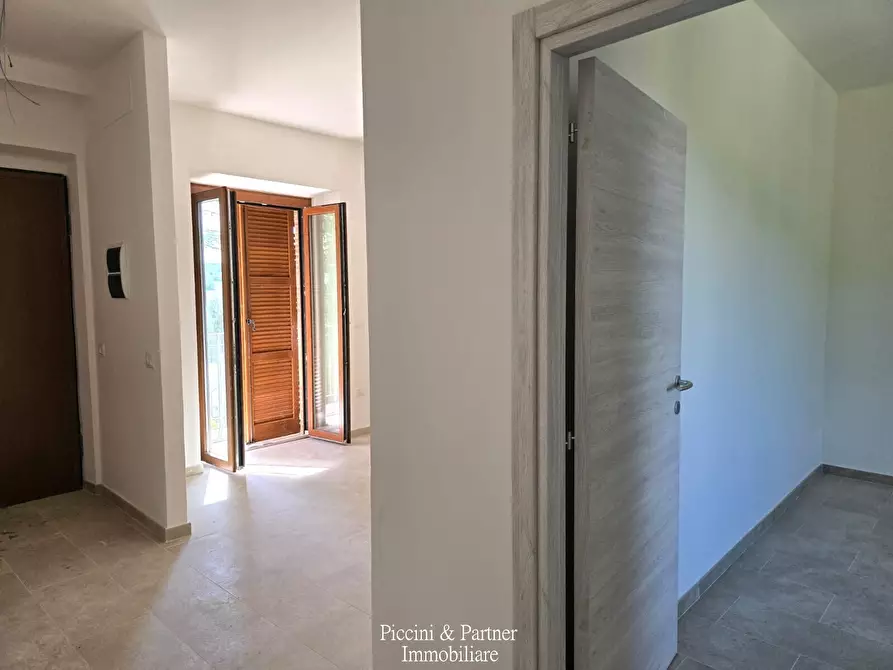 Immagine 22 di Rustico / casale in vendita  a Assisi