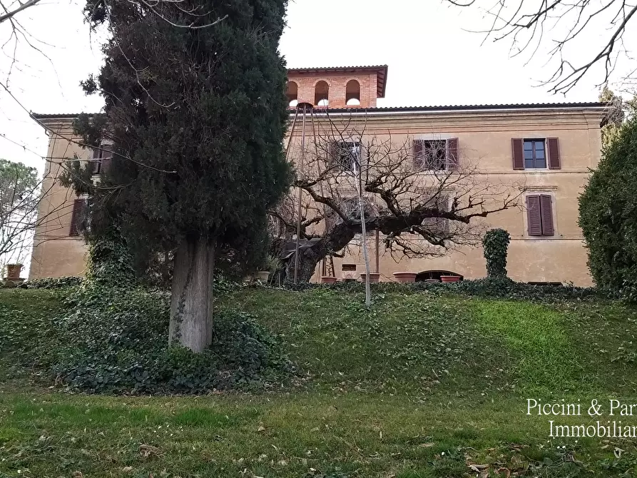 Immagine 1 di Rustico / casale in vendita  in Località I Poggi 28 a Castiglione Del Lago