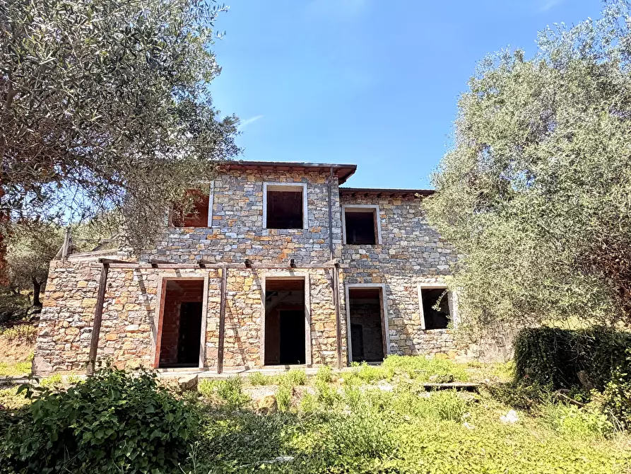 Immagine 10 di Villa in vendita  in Strada Interpoderale Moltedo - Ciai 13 a Diano San Pietro