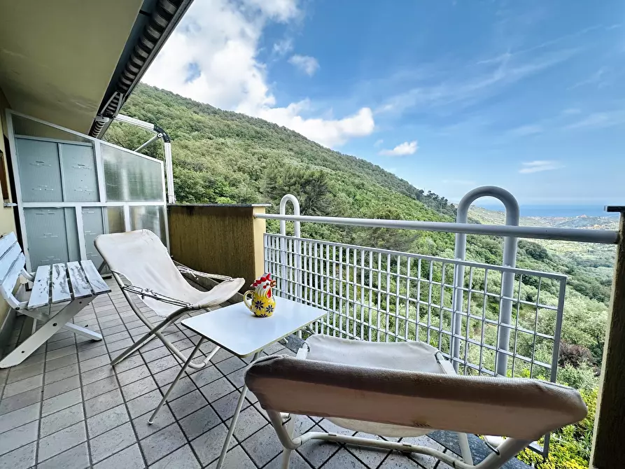 Immagine 10 di Bilocale in vendita  in via villacosta a Diano Arentino