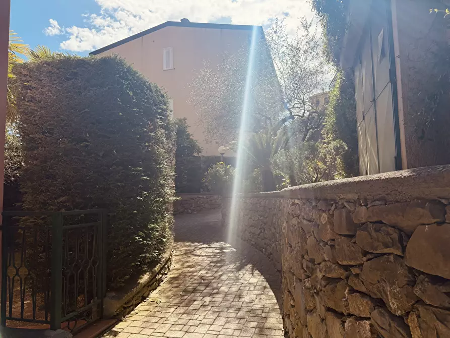 Immagine 4 di Bilocale in vendita  in Gli Olivi 4c a Diano Arentino