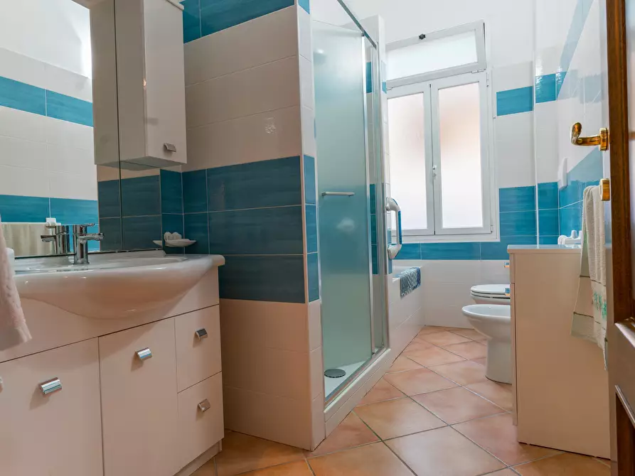 Immagine 43 di Quadrilocale in vendita  in Via Generale A. Lamarmora 221 a San Remo