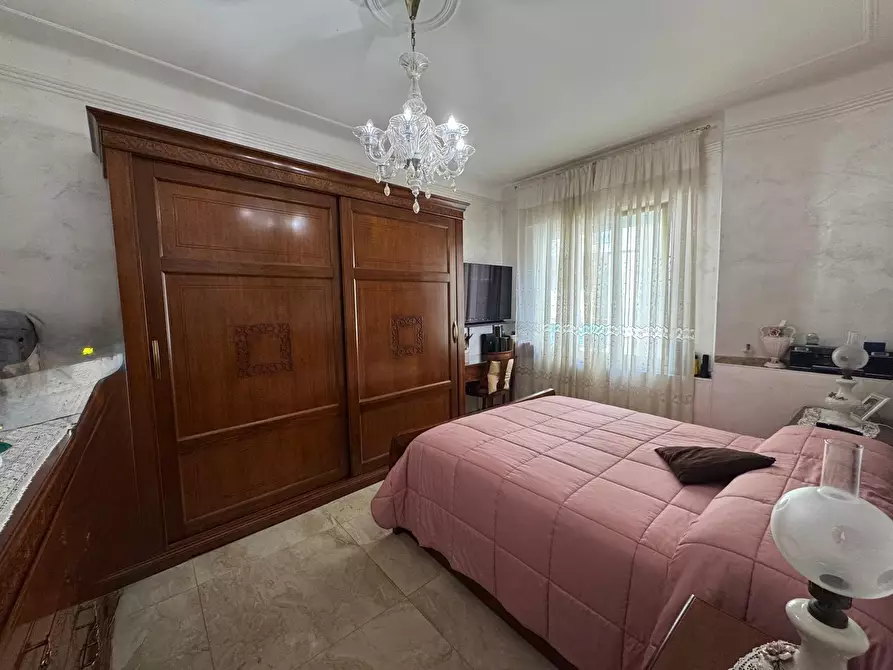 Immagine 11 di Quadrilocale in vendita  in Corso Cavallotti 209 a San Remo