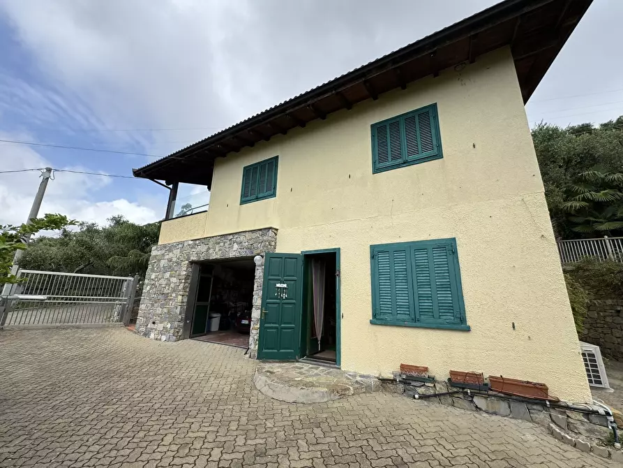 Immagine 42 di Casa bifamiliare in vendita  in Via Gramegna 7 a Castellaro