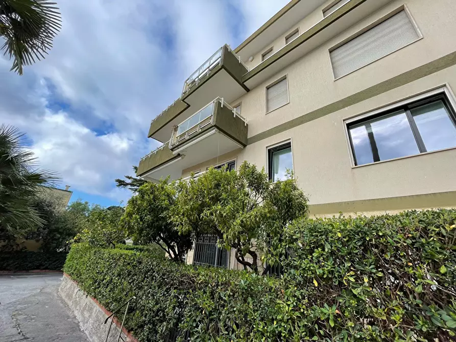 Immagine 28 di Trilocale in vendita  in Corso Giuseppe Mazzini 181 a San Remo