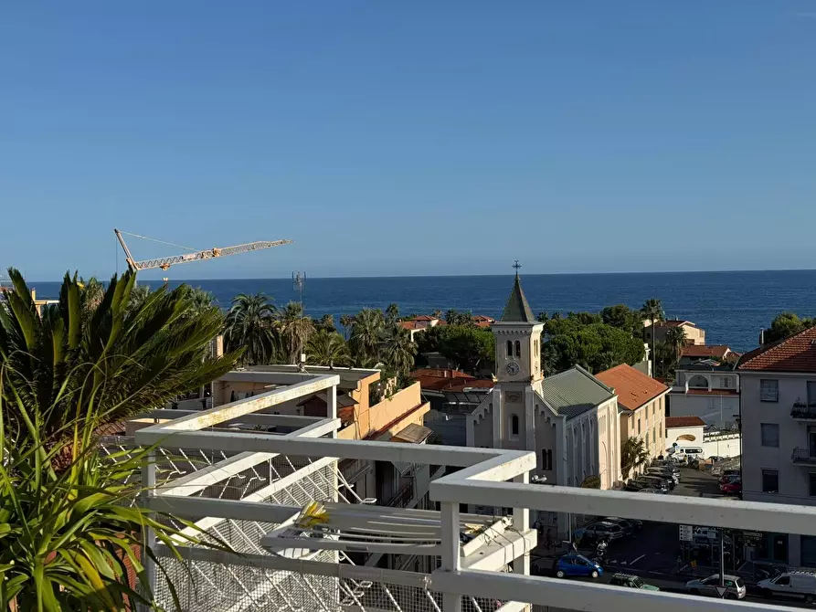 Immagine 14 di Attico in vendita  in Via della Repubblica 10 a San Remo