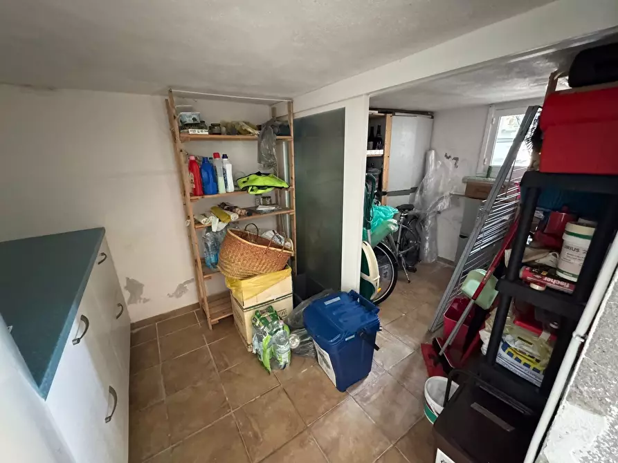 Immagine 24 di Bilocale in vendita  in Via Val D'Olivi 379 a San Remo