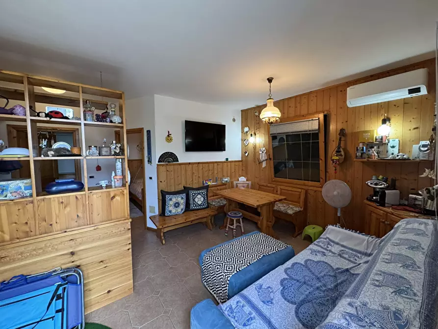 Immagine 27 di Casa bifamiliare in vendita  in Via Gramegna 7 a Castellaro