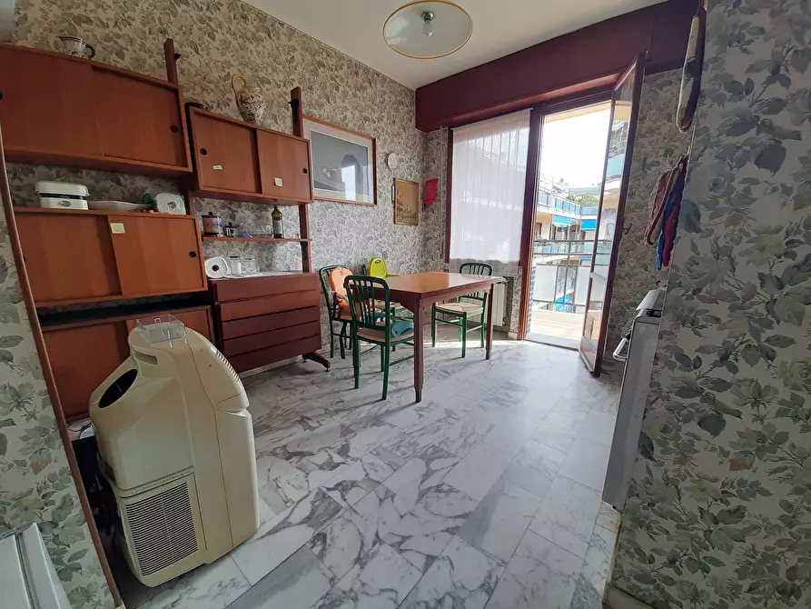 Immagine 16 di Trilocale in vendita  in Strada Borgo Tinasso 81 a San Remo