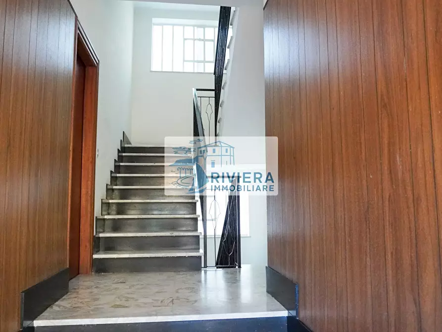 Immagine 36 di Trilocale in vendita  in Via Aurelia Ponente 86 a Santo Stefano Al Mare