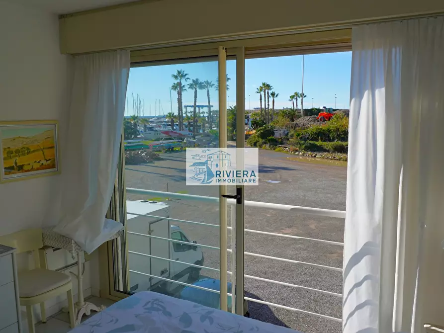 Immagine 14 di Bilocale in vendita  in Via Gianni Cozzi 1 a Santo Stefano Al Mare