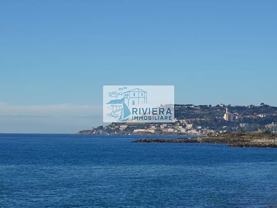 Immagine 3 di Appartamento in vendita  in Corso Villaregia a Riva Ligure