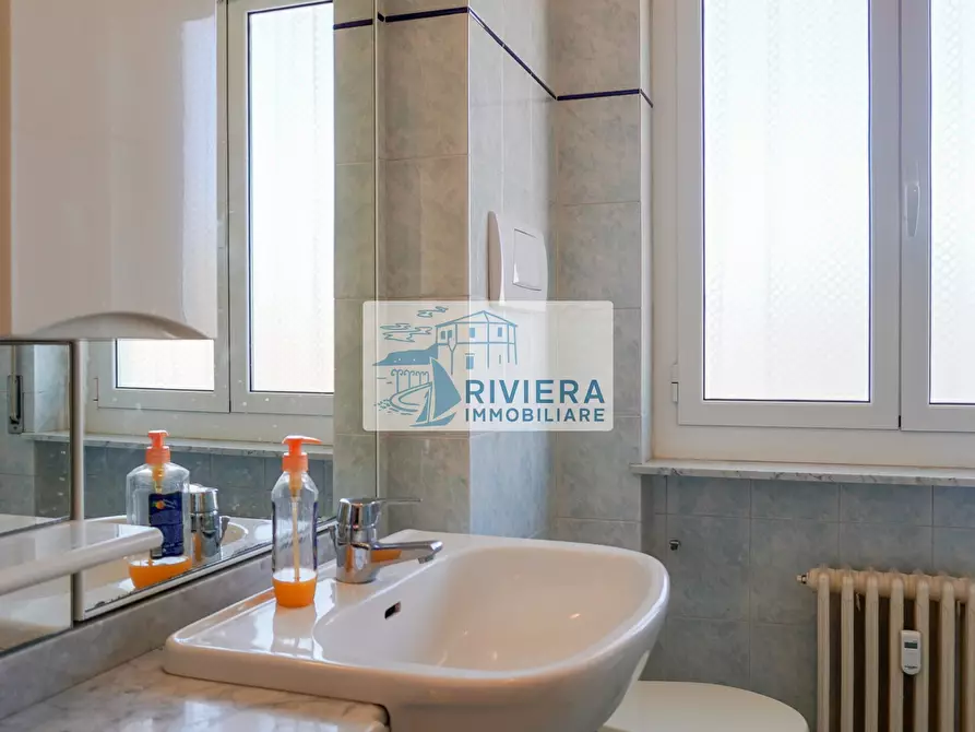 Immagine 22 di Trilocale in vendita  in Via Aurelia Ponente 86 a Santo Stefano Al Mare