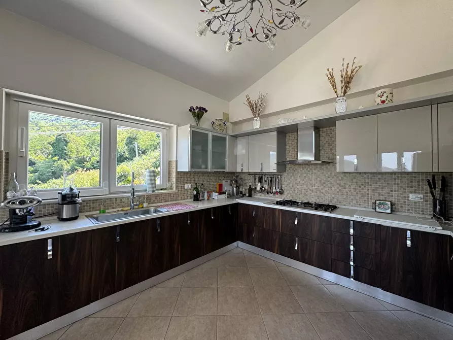 Immagine 5 di Villa in vendita  in Pietraferrazzana (CH) a Pietraferrazzana