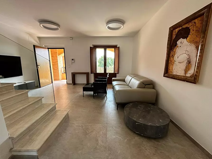 Immagine 5 di Loft/Open space in affitto  a Treglio