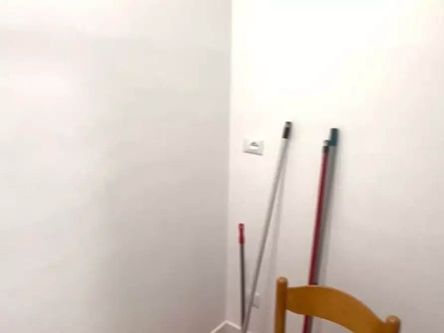 Immagine 16 di Pentalocale in vendita  in Via Martiri VI Ott. 90 a Lanciano