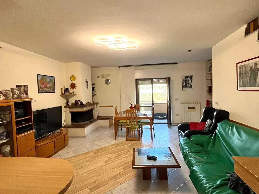 Immagine 8 di Pentalocale in vendita  in Via Giuseppe Spataro 7 a Lanciano