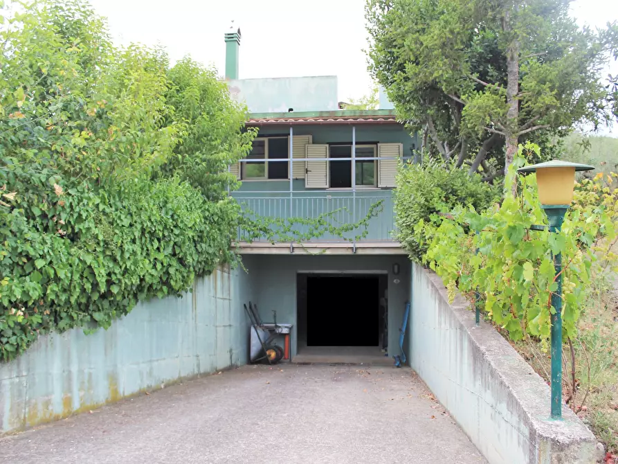 Immagine 1 di Casa indipendente in vendita  in Contrada Santa Maria dei Mesi 18 a Lanciano