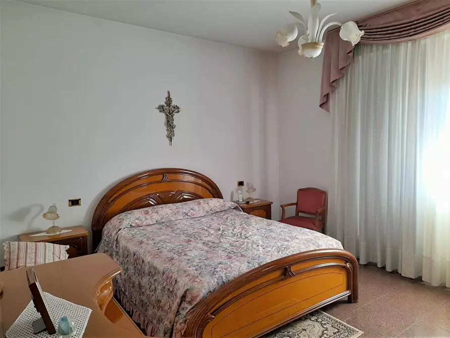 Immagine 8 di Quadrilocale in affitto  in via calabrò a Lanciano