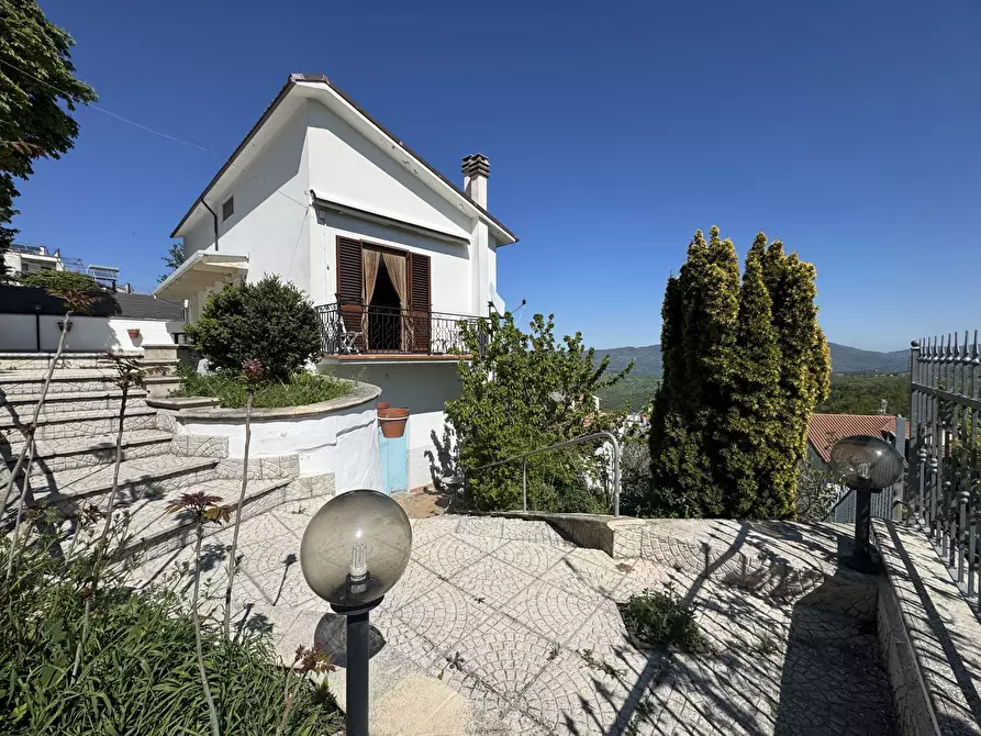 Immagine 2 di Villa in vendita  a Gessopalena